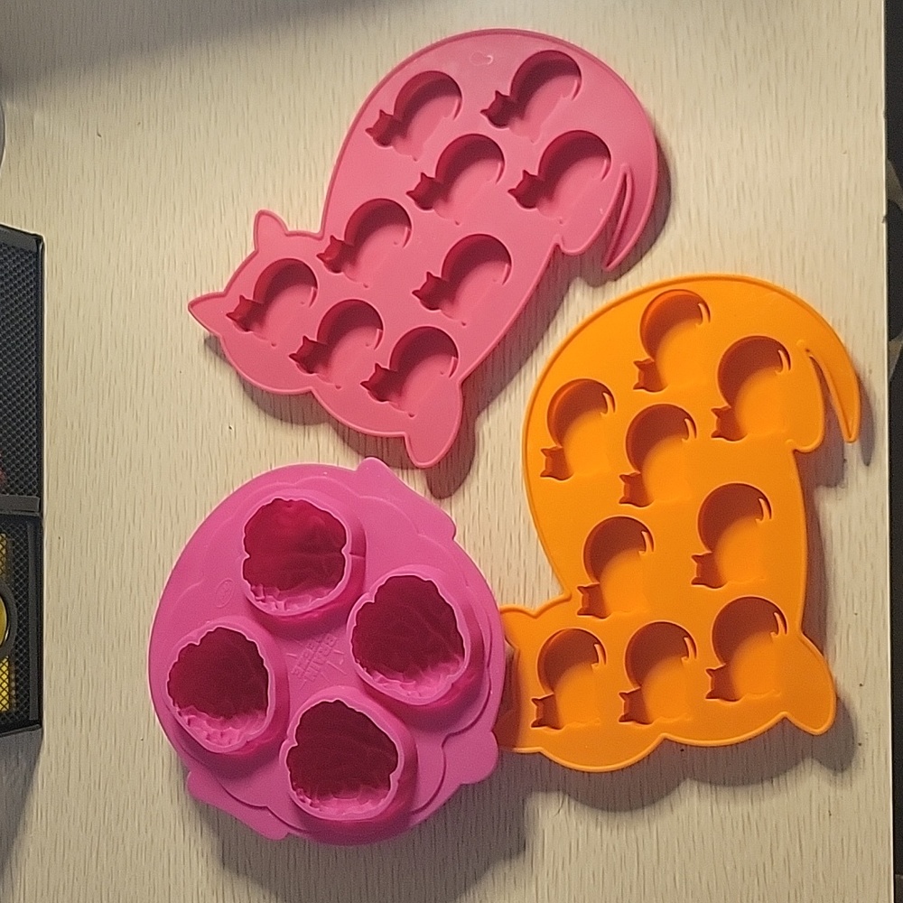 💜 Cat and Brain Silicone Ice Cube Trays